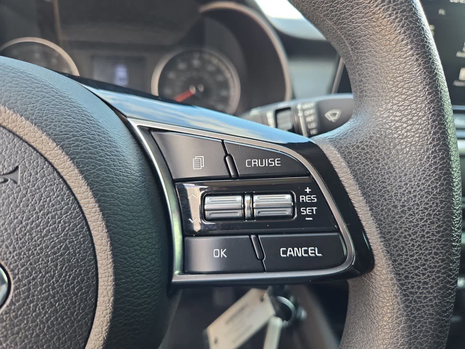 Thumbnail: 2019 Kia Forte - 23