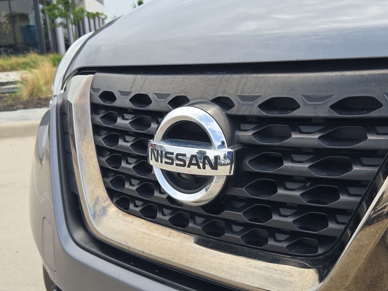 Thumbnail: 2020 Nissan Kicks - 11