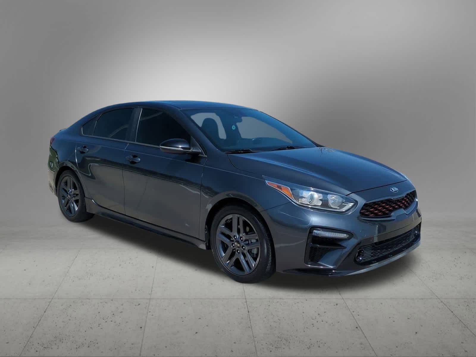Thumbnail: 2020 Kia Forte - 8