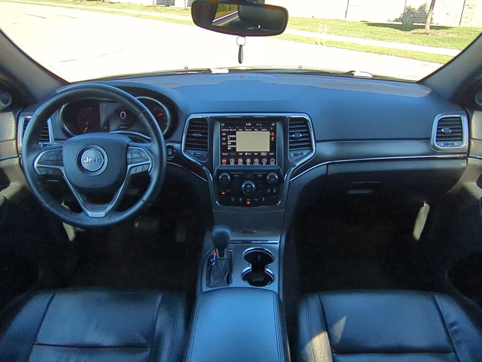 Thumbnail: 2018 Jeep Grand Cherokee - 15