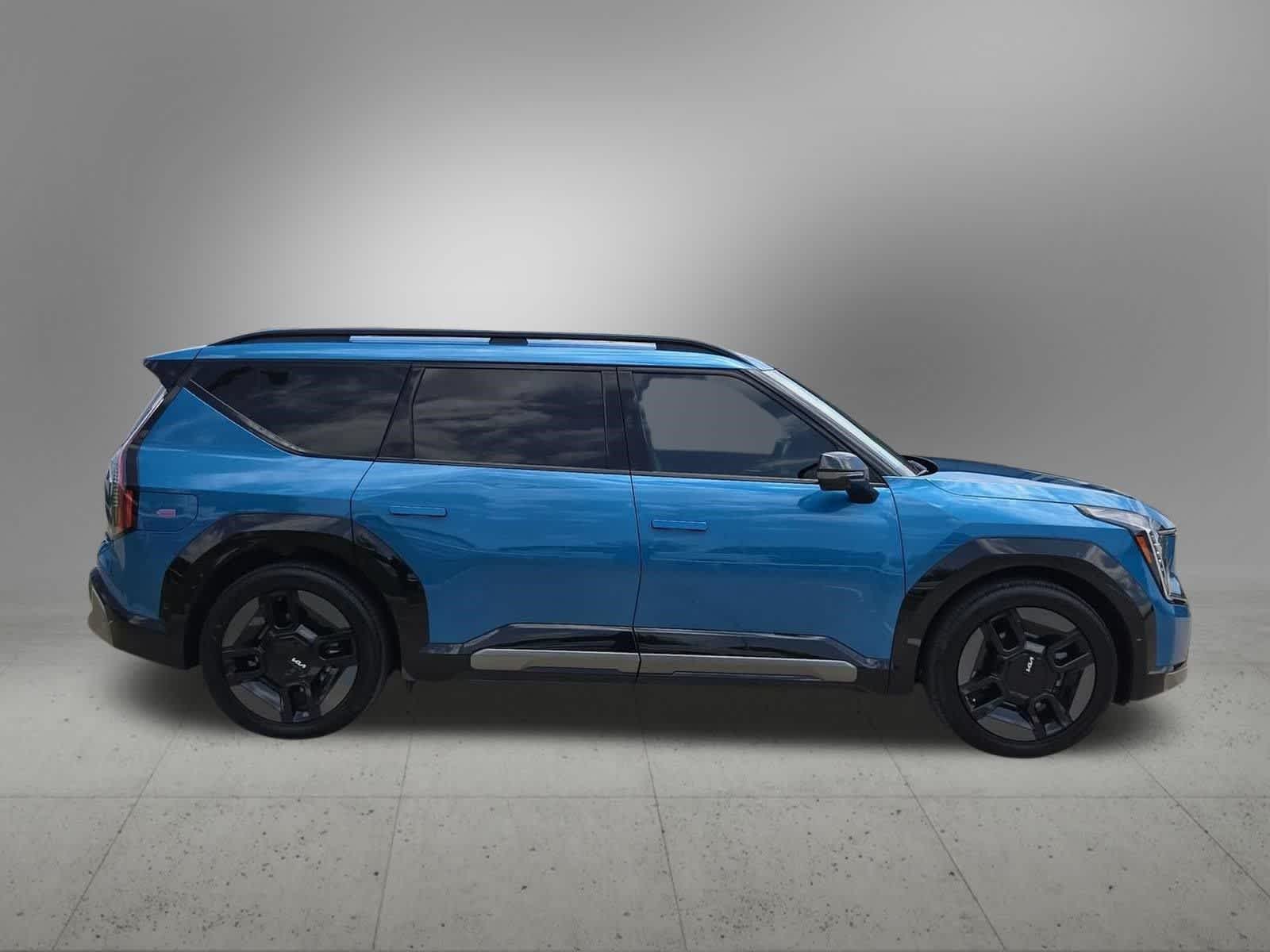 Thumbnail: 2024 Kia EV9 - 6