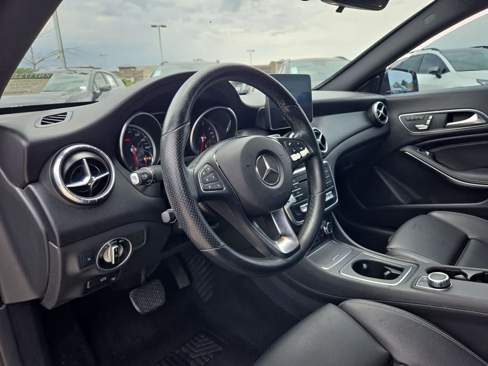 Thumbnail: 2019 Mercedes-Benz CLA - 2