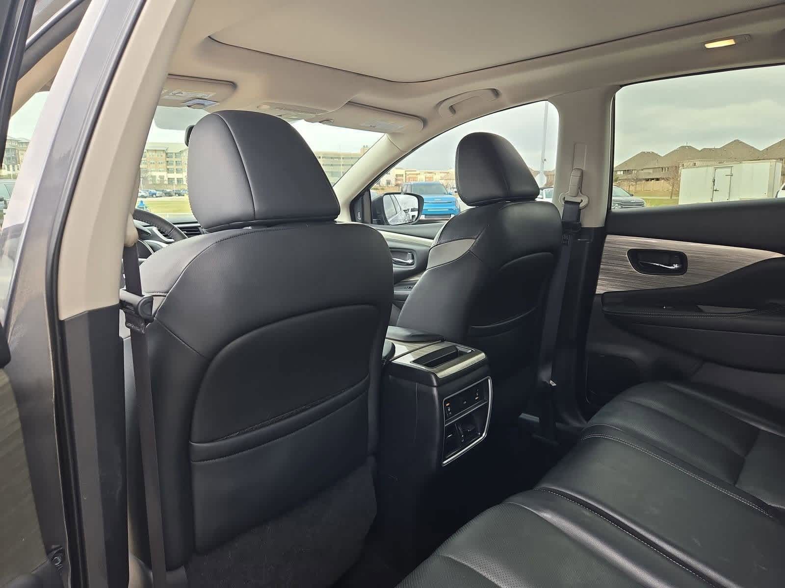 Thumbnail: 2017 Nissan Murano - 17