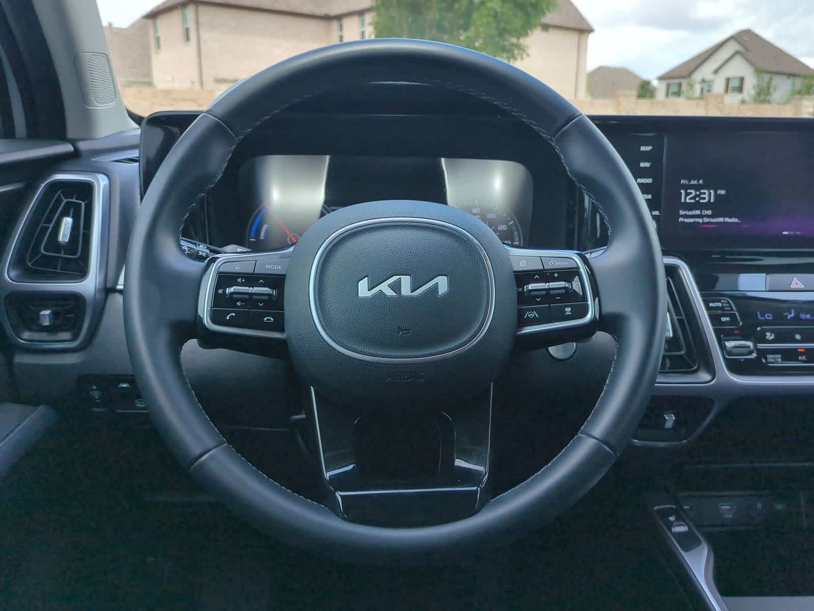 Thumbnail: 2023 Kia Sorento - 21