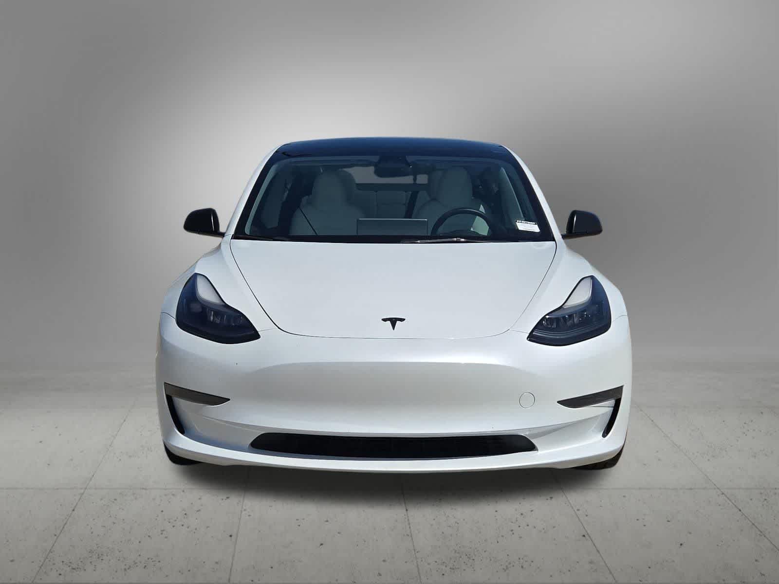 Thumbnail: 2023 Tesla Model 3 - 9