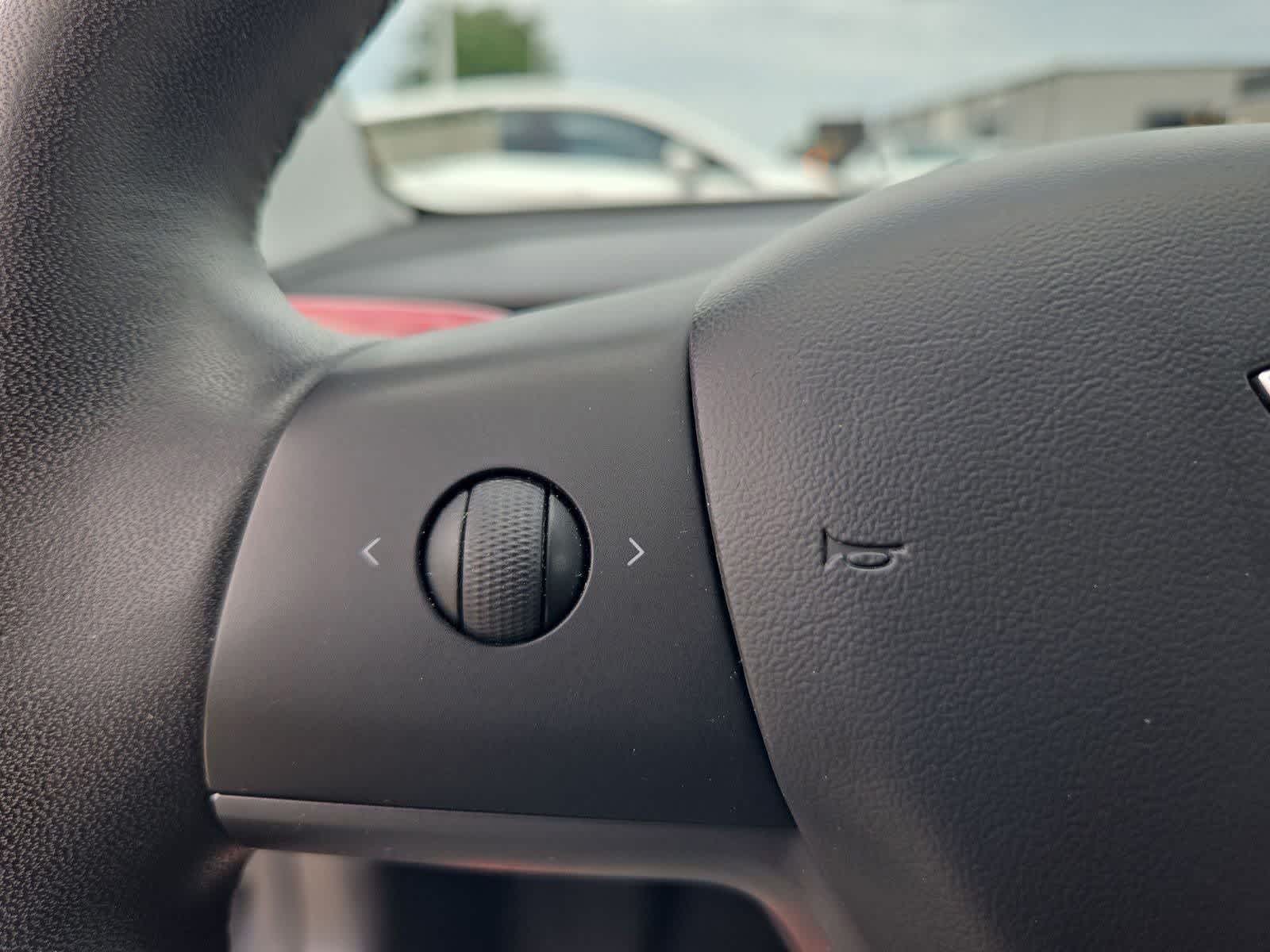 Thumbnail: 2020 Tesla Model 3 - 21