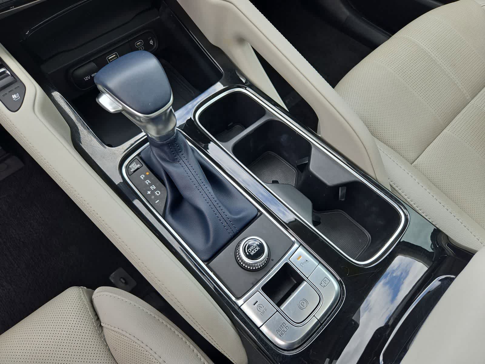 Thumbnail: 2024 Kia Telluride - 32