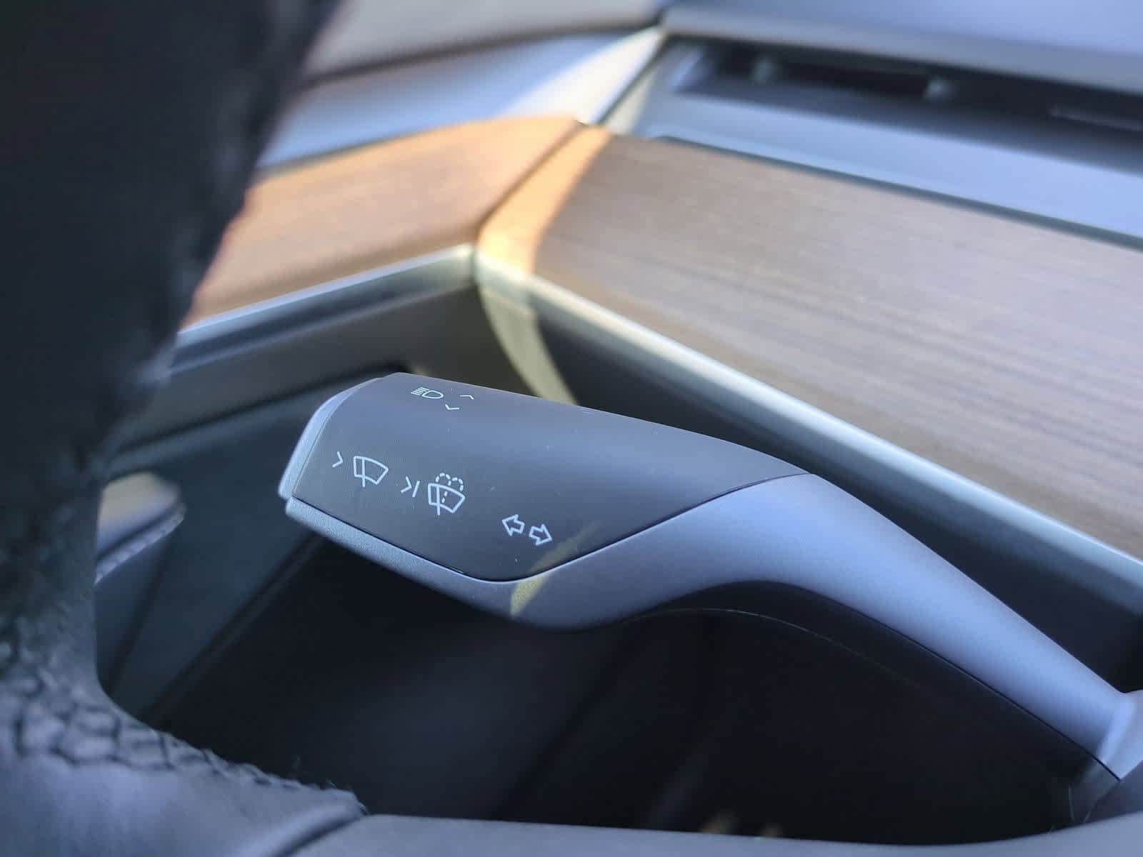 Thumbnail: 2023 Tesla Model 3 - 23