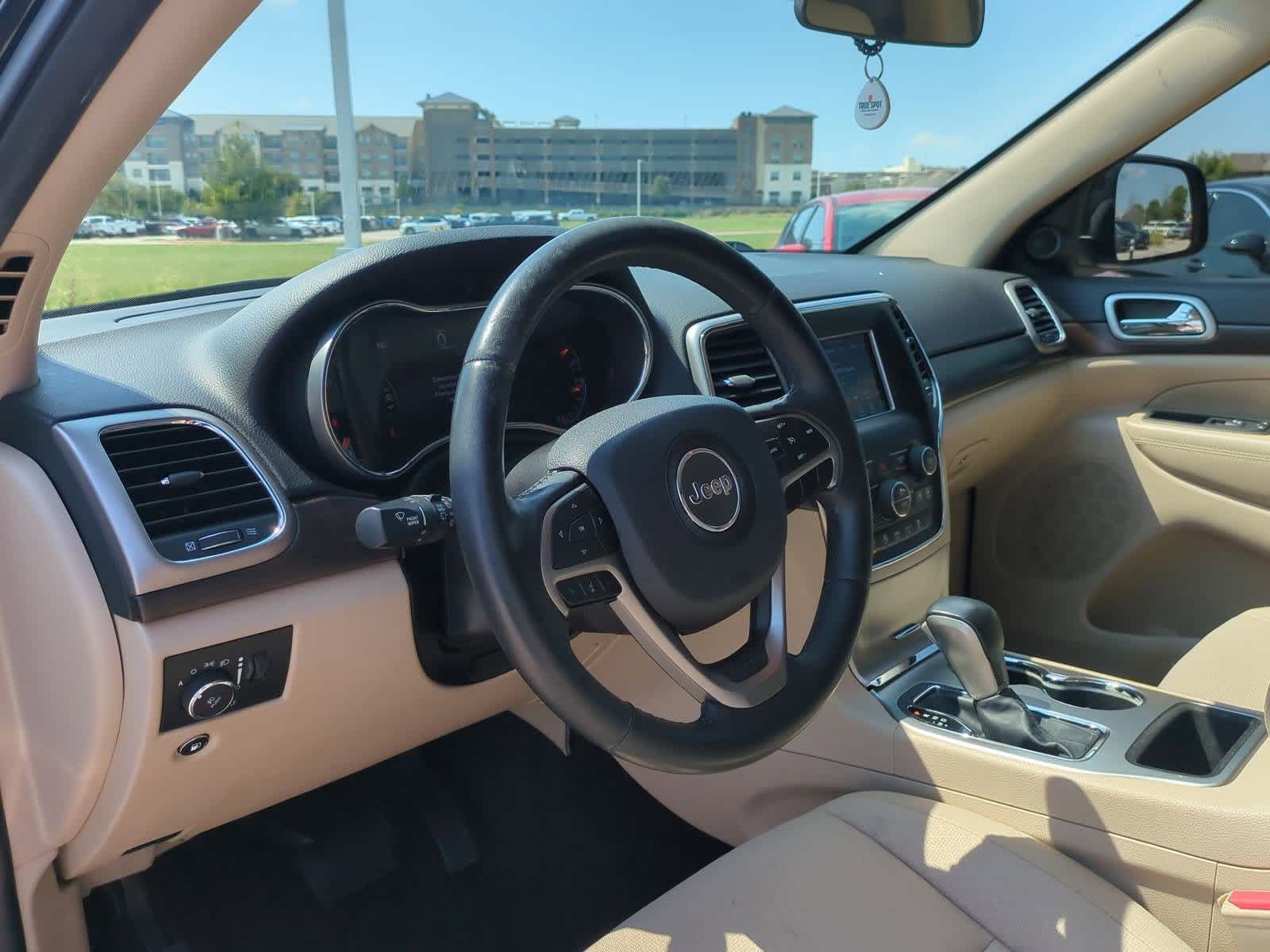 Thumbnail: 2018 Jeep Grand Cherokee - 2