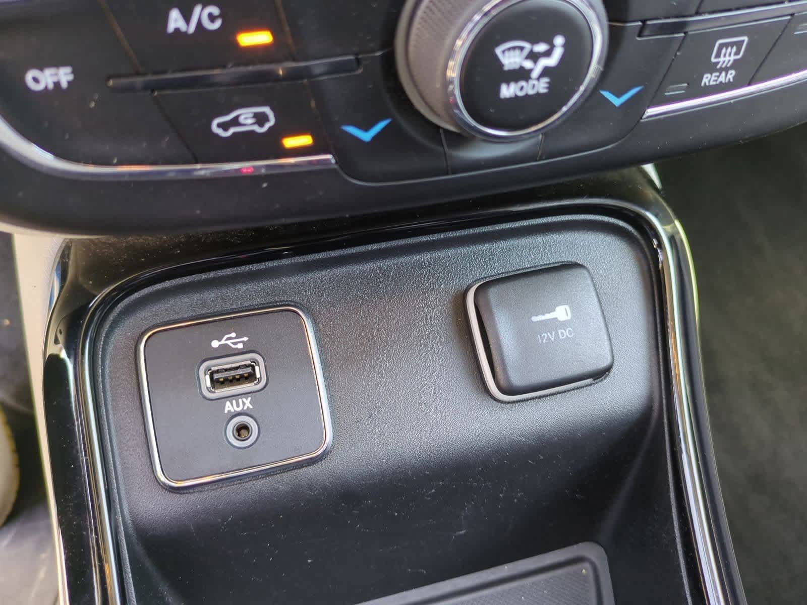Thumbnail: 2018 Jeep Compass - 32