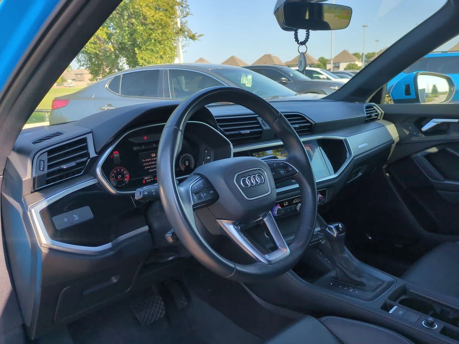 2022 Audi Q3 S line Premium Plus photo 2