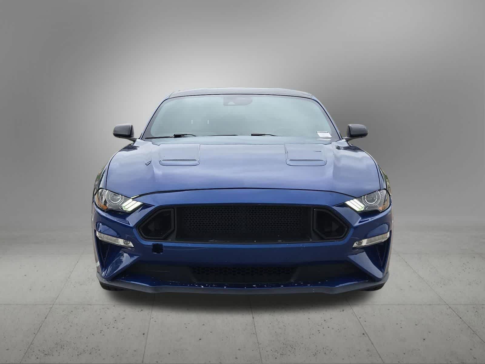 Thumbnail: 2022 Ford Mustang - 9