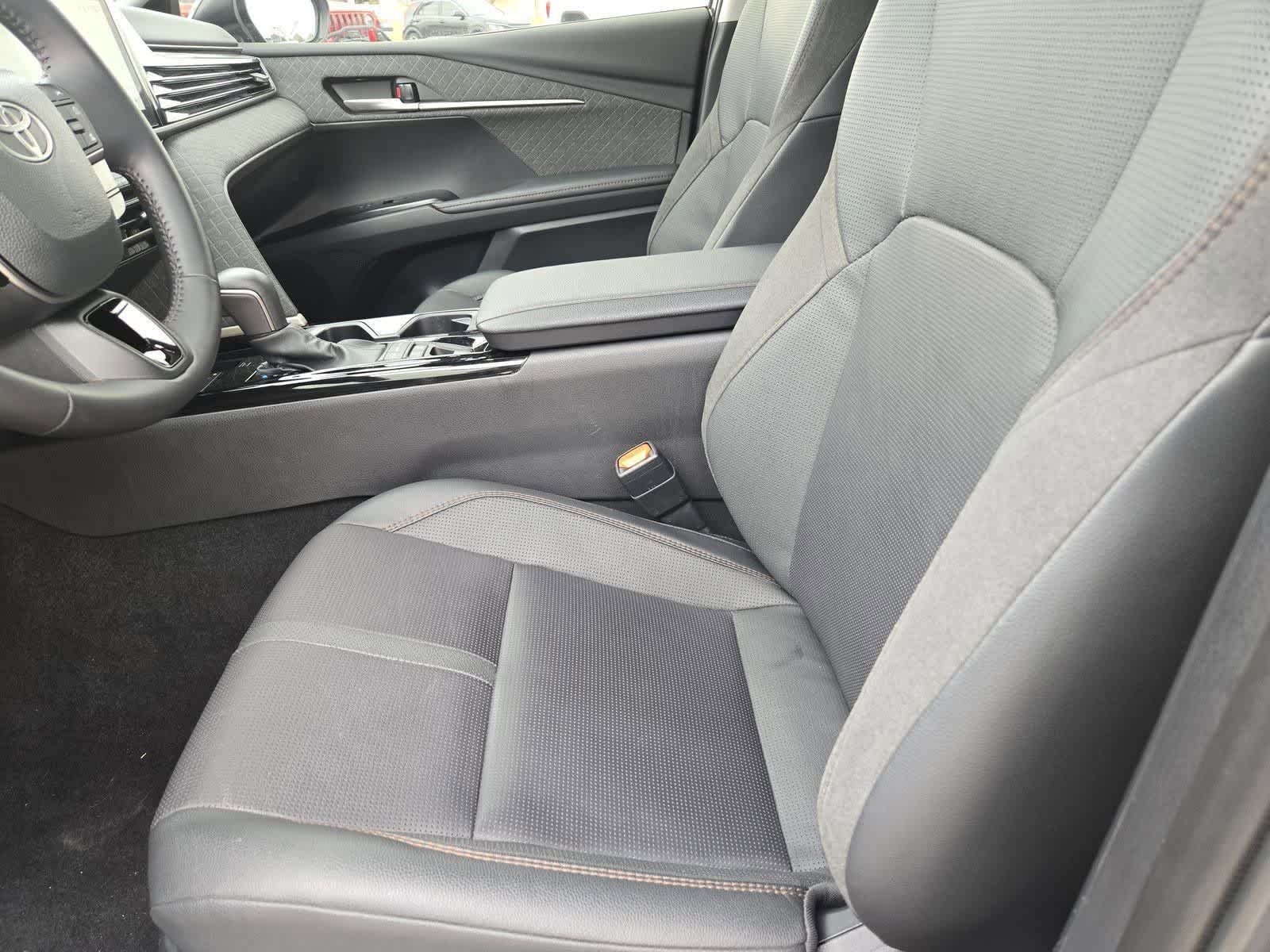 Thumbnail: 2025 Toyota Camry - 14