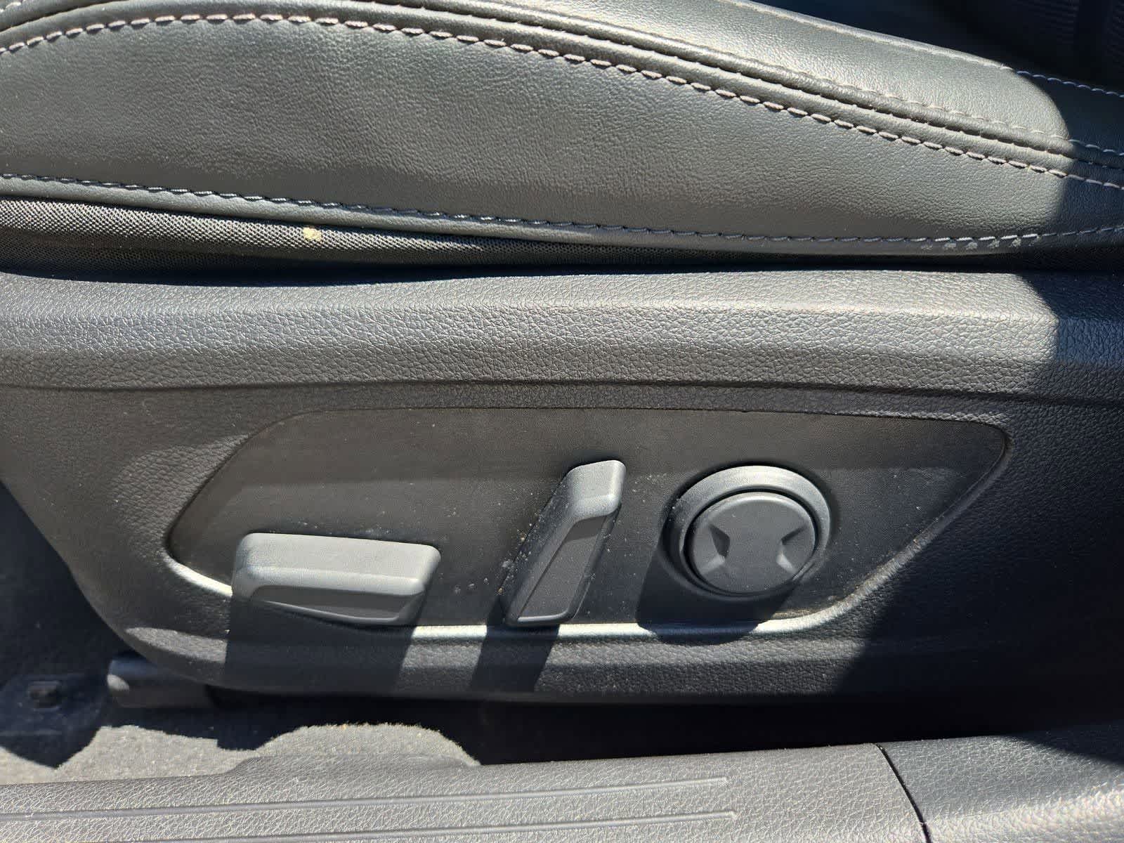 Thumbnail: 2023 Kia K5 - 16