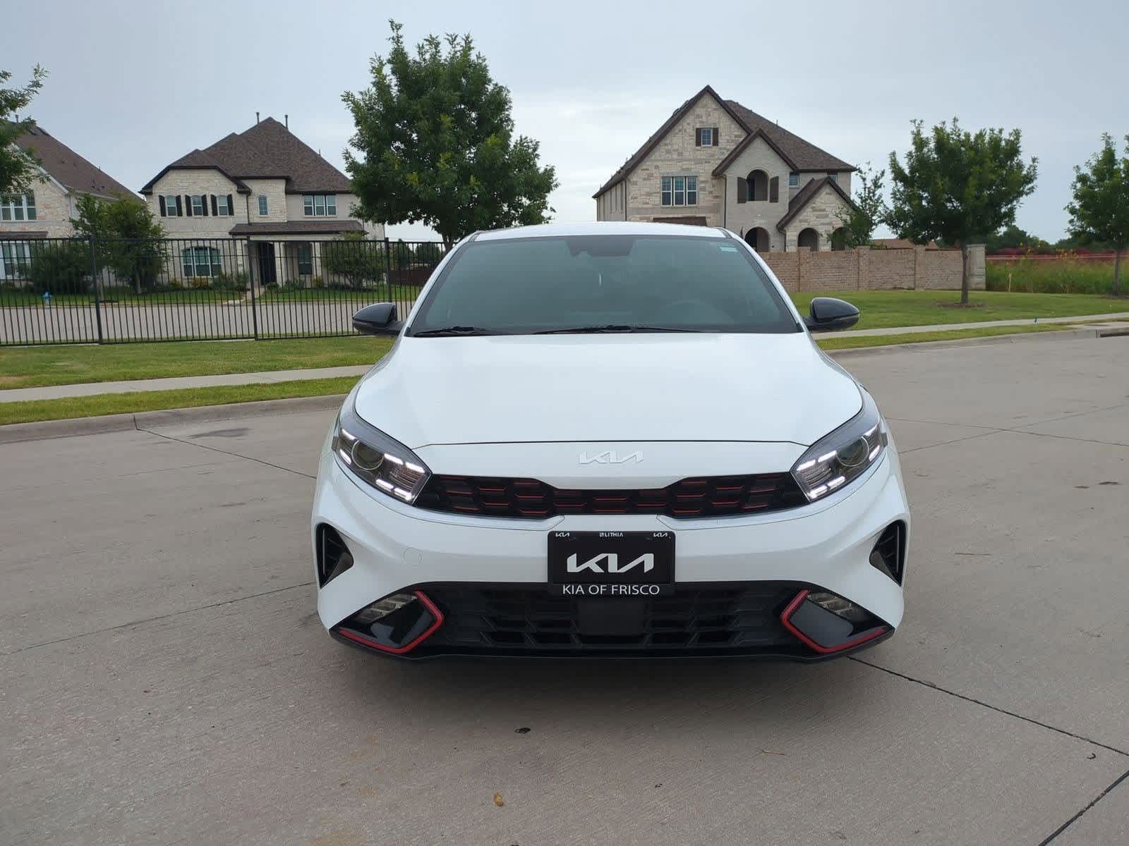 Thumbnail: 2023 Kia Forte - 9