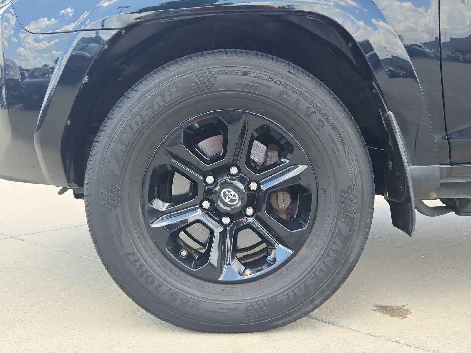 Thumbnail: 2021 Toyota 4Runner - 12