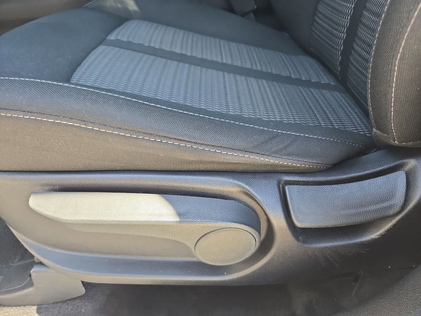 Thumbnail: 2021 Kia Sorento - 16