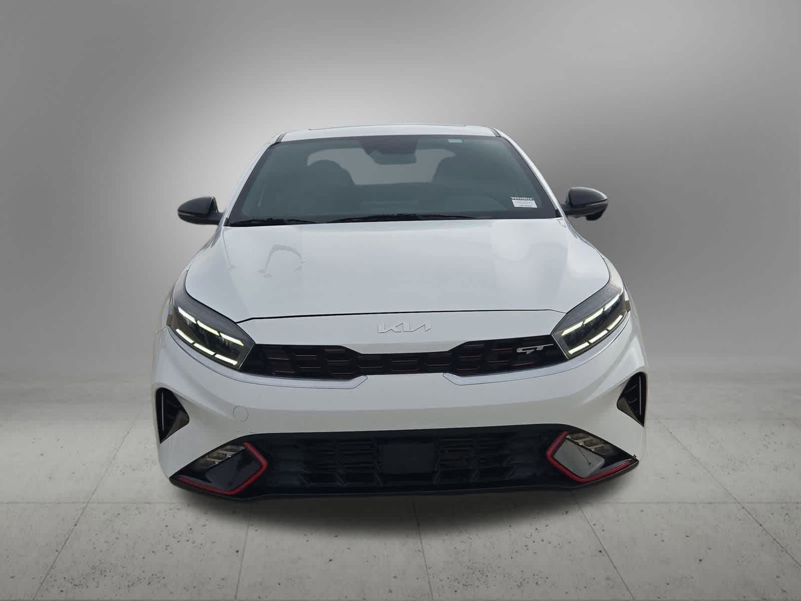 Thumbnail: 2023 Kia Forte - 9