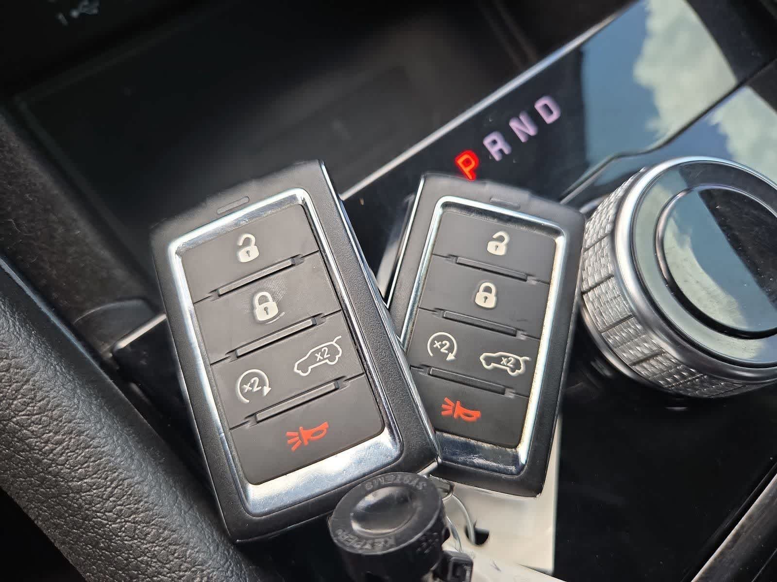Thumbnail: 2022 Jeep Grand Cherokee - 35