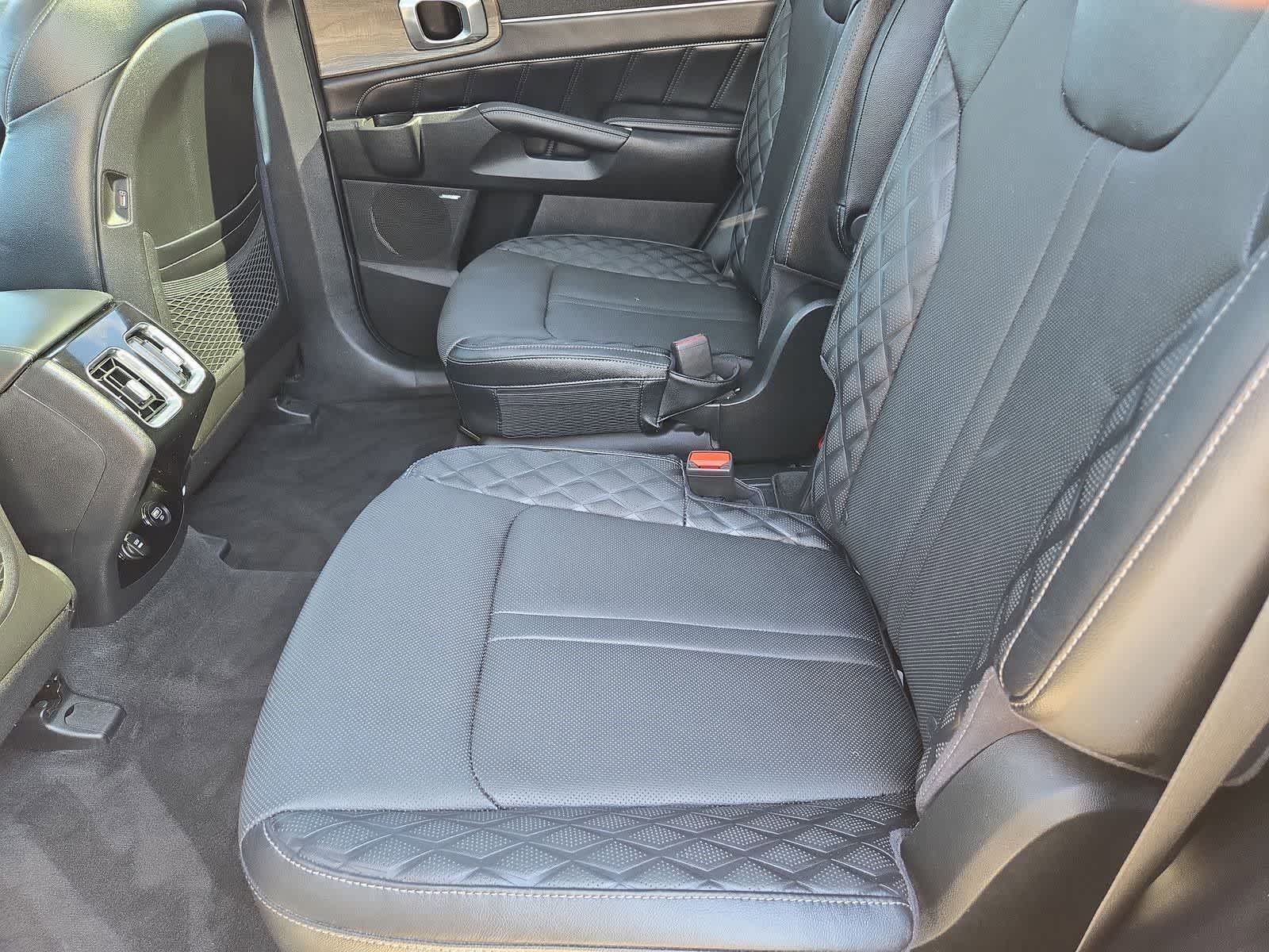 Thumbnail: 2021 Kia Sorento - 19