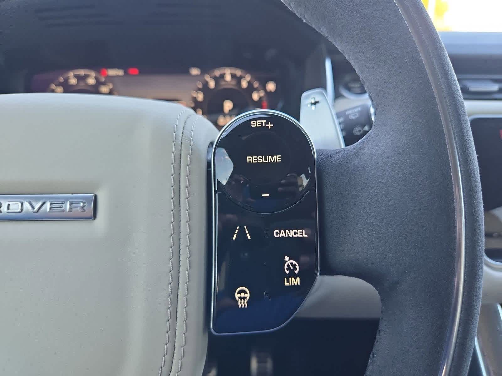 Thumbnail: 2021 Land Rover Range Rover Sport - 25