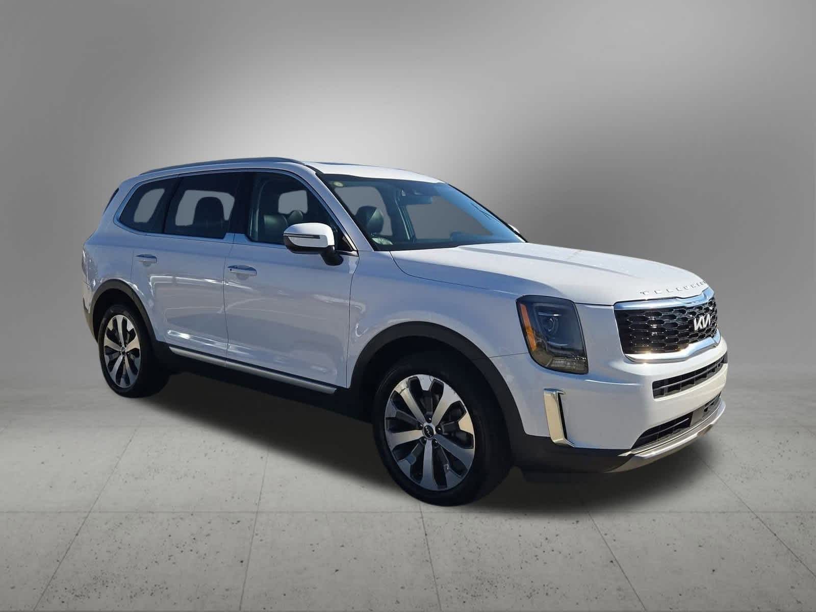 Thumbnail: 2022 Kia Telluride - 8