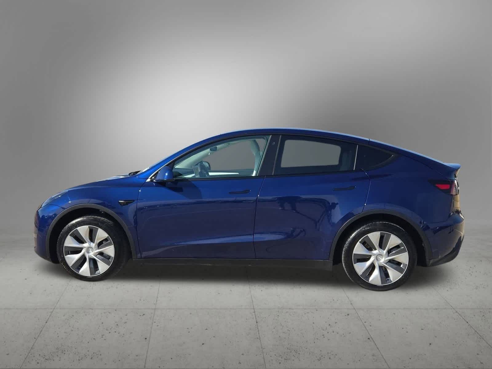 Thumbnail: 2022 Tesla Model Y - 3