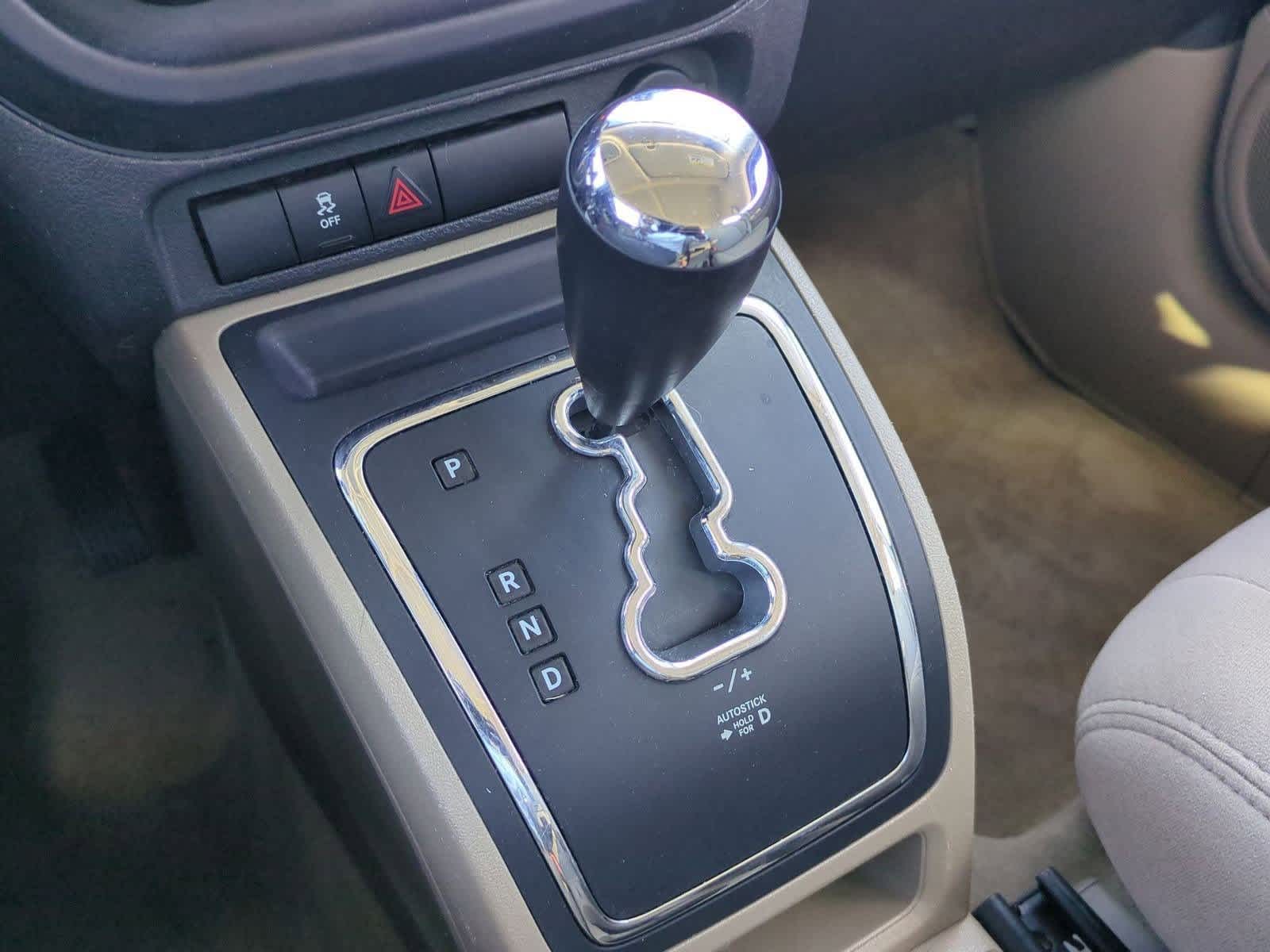 Thumbnail: 2014 Jeep Patriot - 29