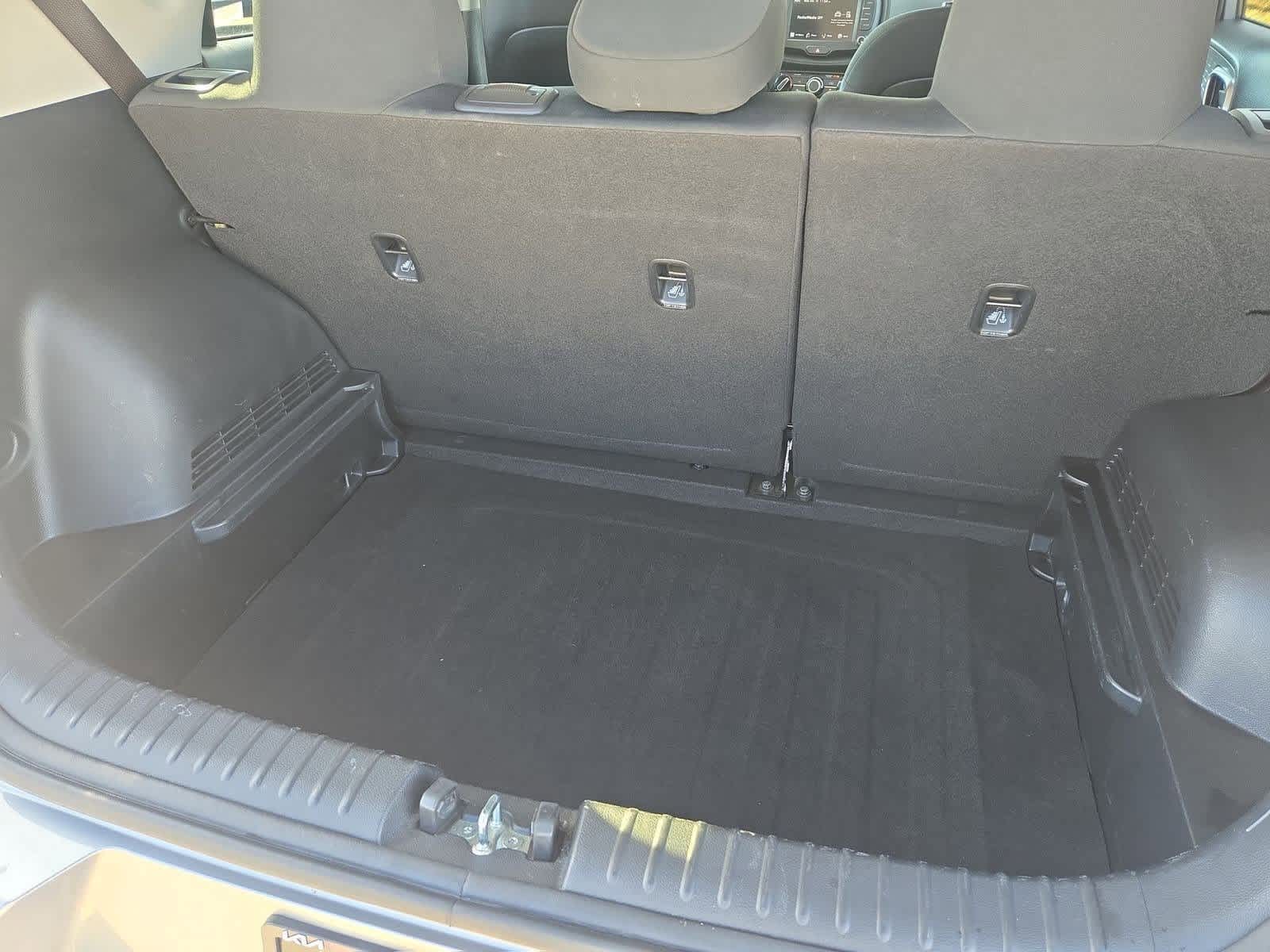 Thumbnail: 2023 Kia Soul - 31