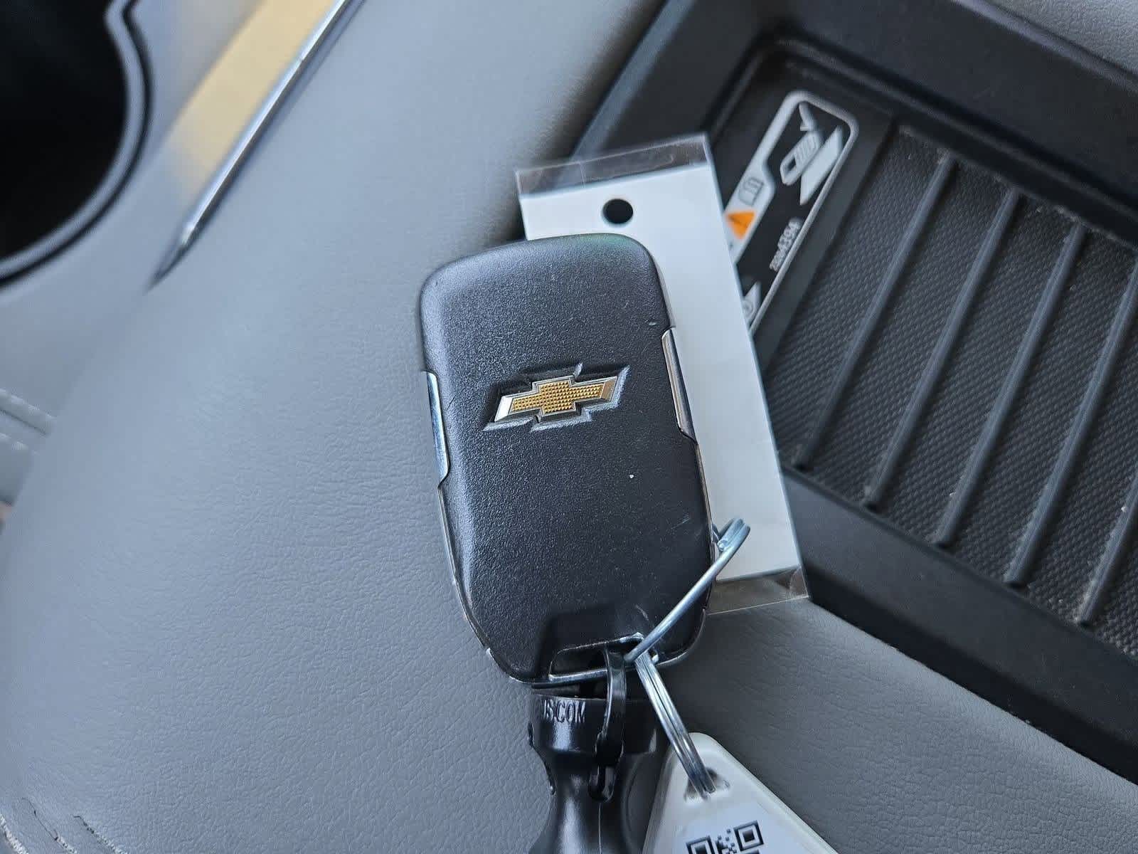 Thumbnail: 2017 Chevrolet Suburban - 35