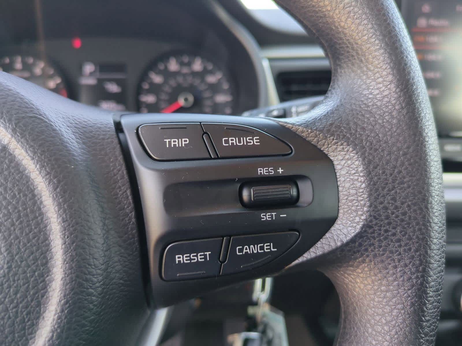 Thumbnail: 2023 Kia Rio - 23