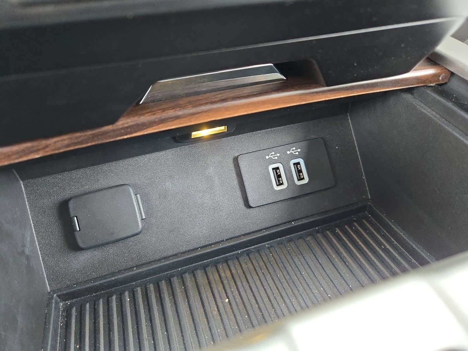 Thumbnail: 2016 Ford F-150 - 32