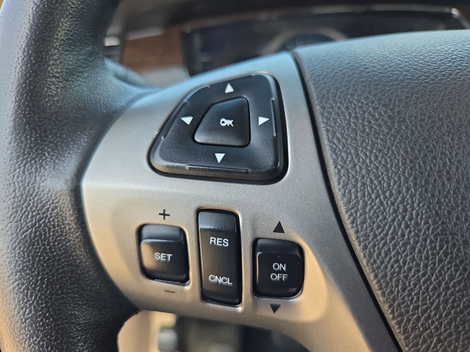 Thumbnail: 2017 Ford Taurus - 23