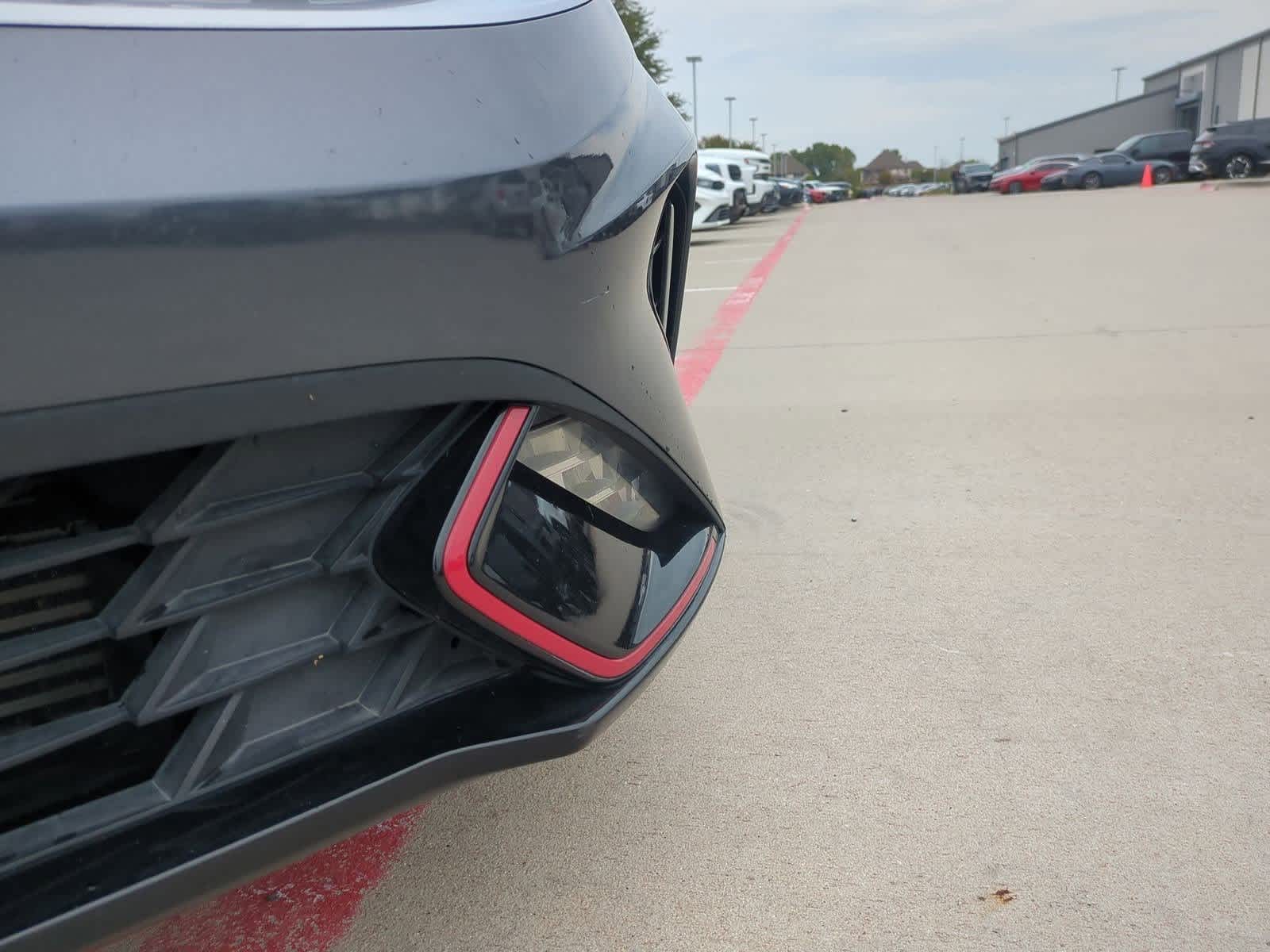 Thumbnail: 2022 Kia Forte - 16