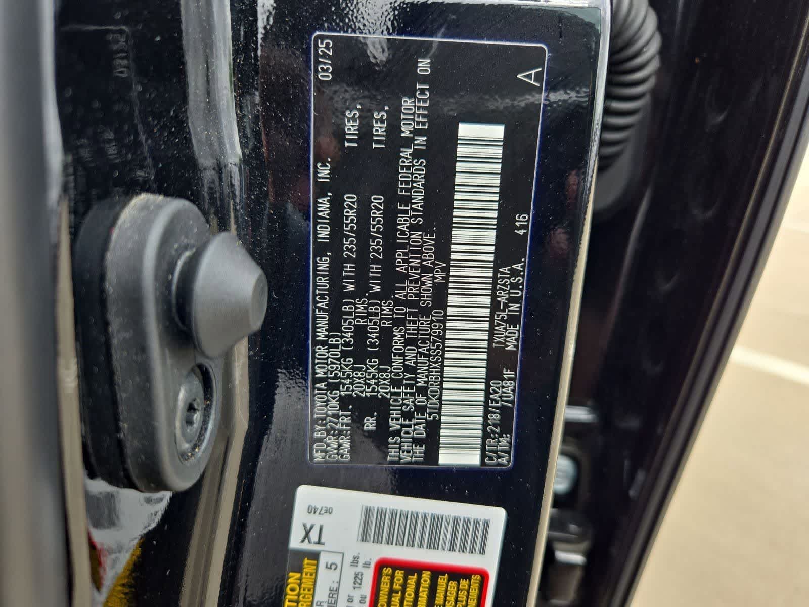 Thumbnail: 2025 Toyota Highlander - 35