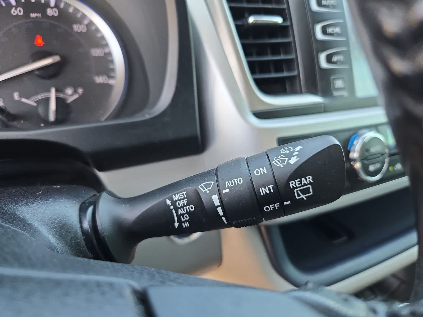 Thumbnail: 2018 Toyota Highlander - 25