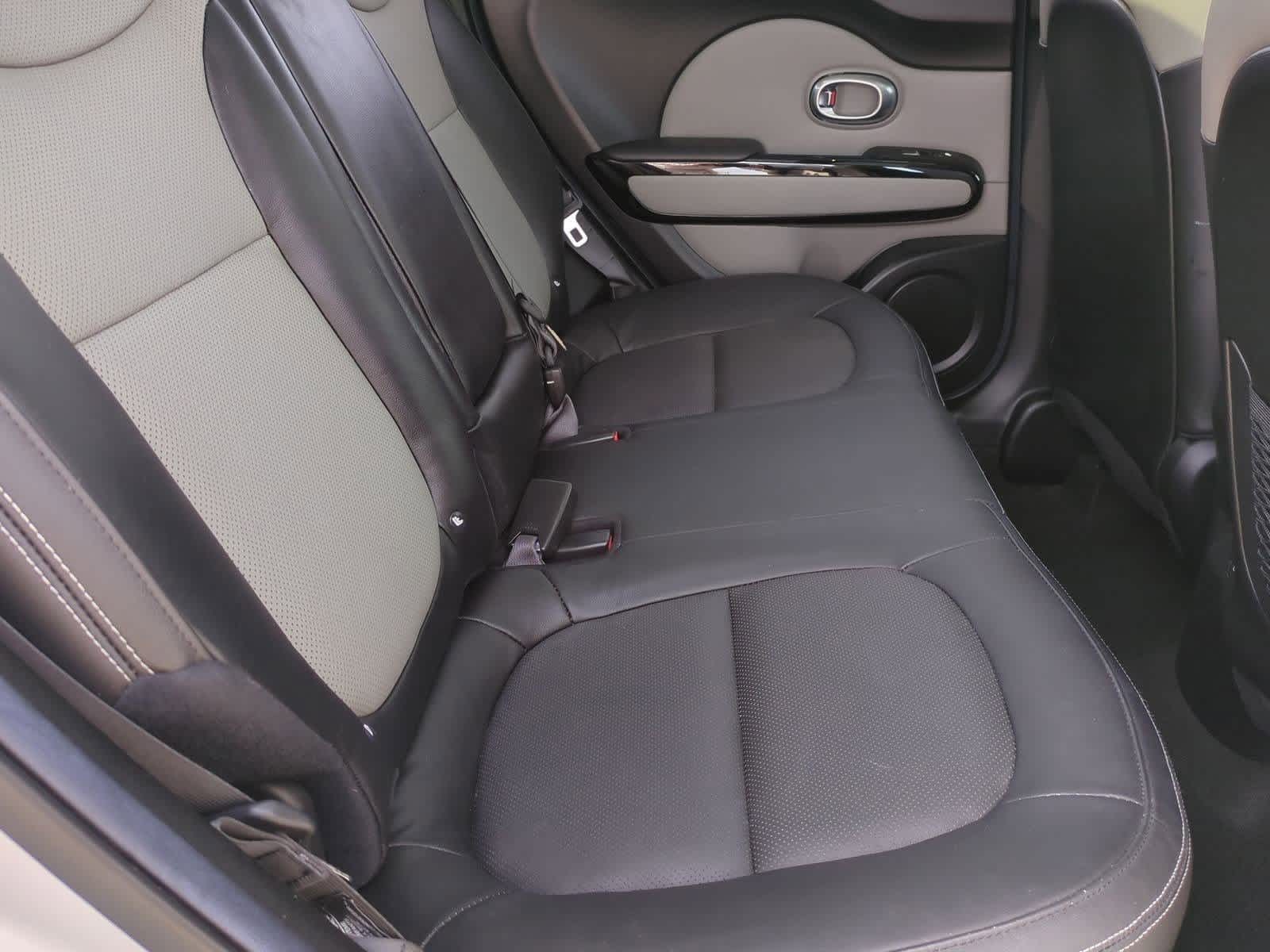 Thumbnail: 2017 Kia Soul - 21
