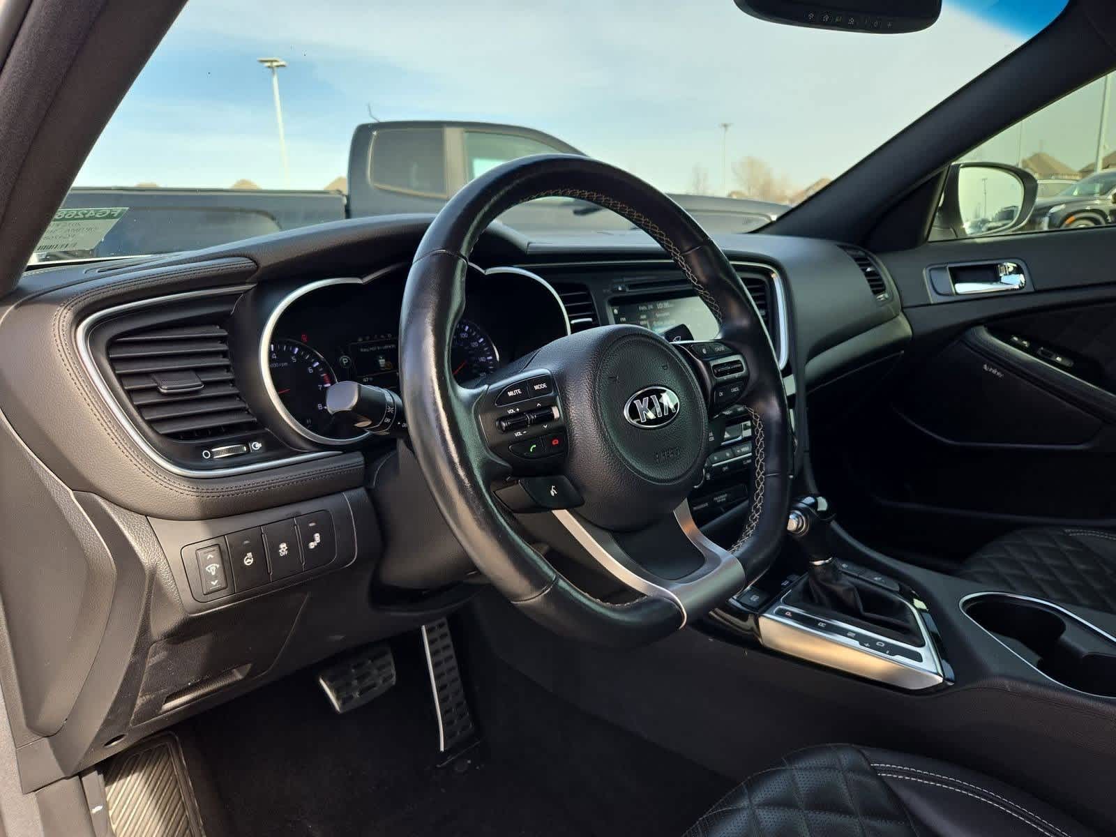 Thumbnail: 2015 Kia Optima - 2