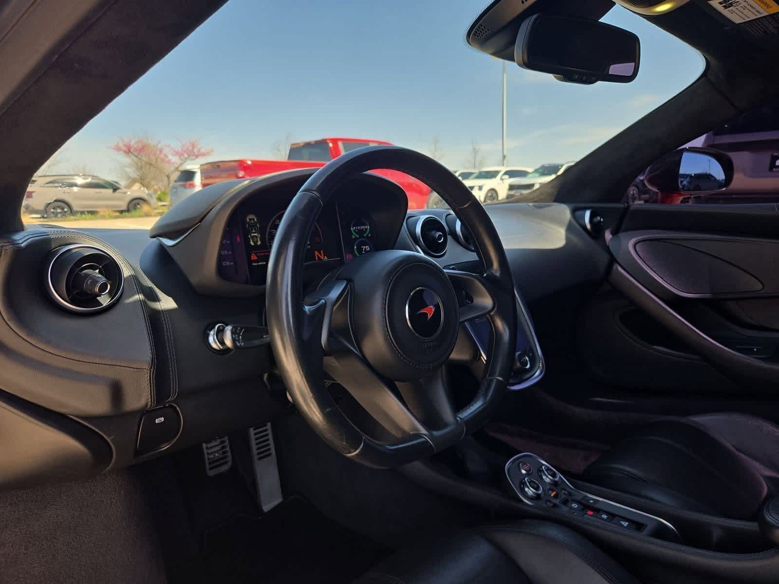 Thumbnail: 2016 Mclaren  - 2