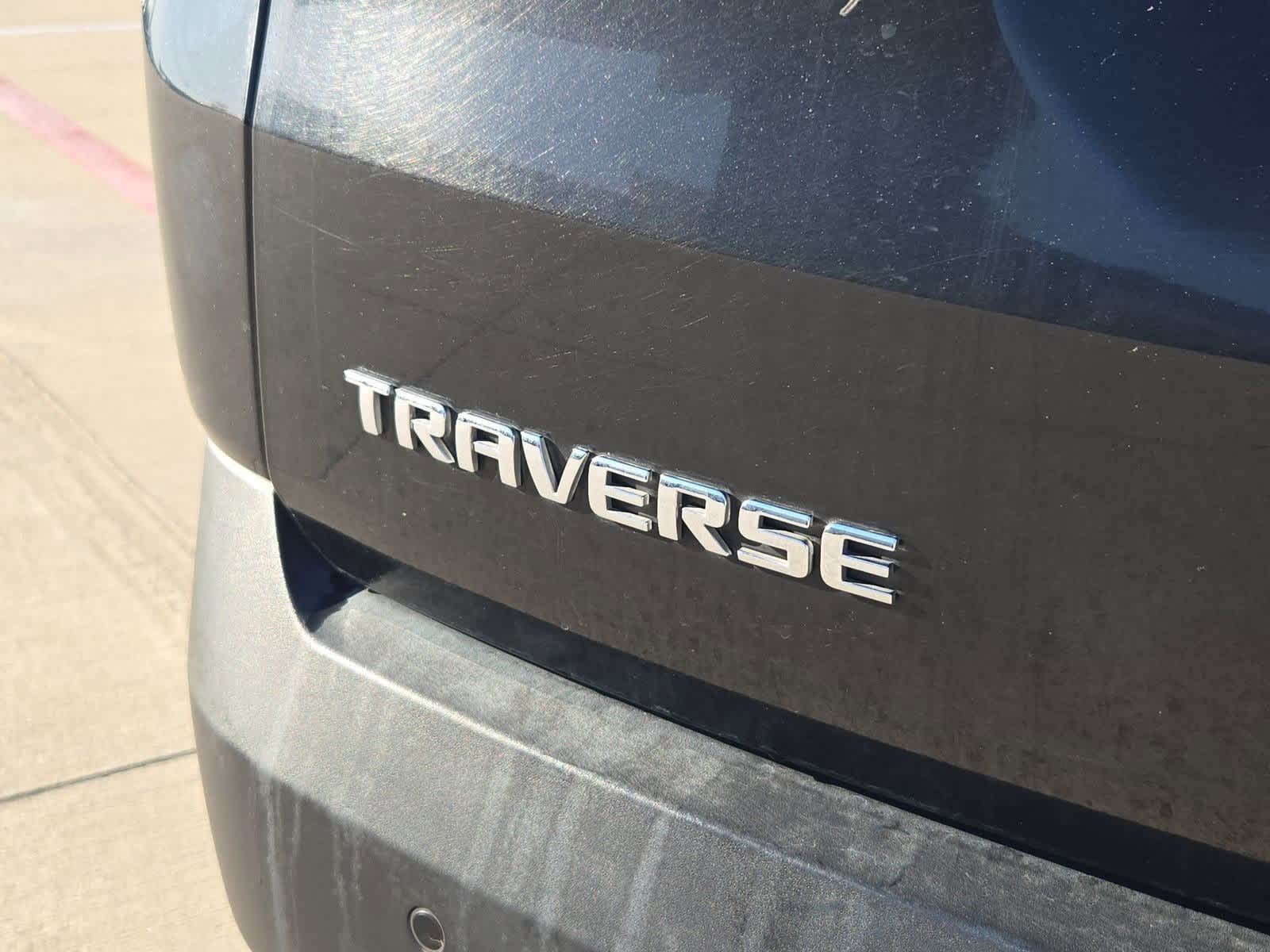 Thumbnail: 2023 Chevrolet Traverse - 12