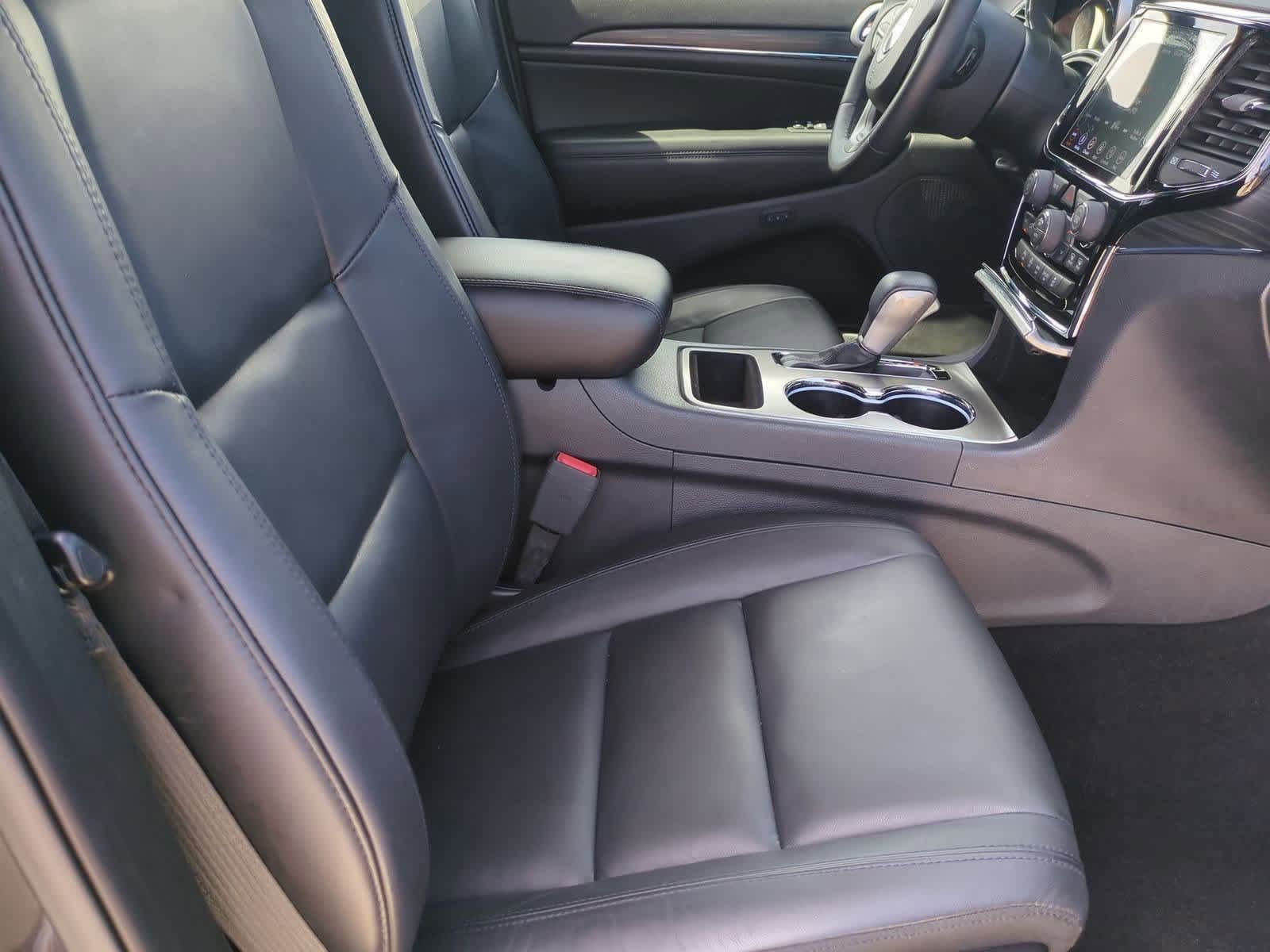 Thumbnail: 2019 Jeep Grand Cherokee - 23