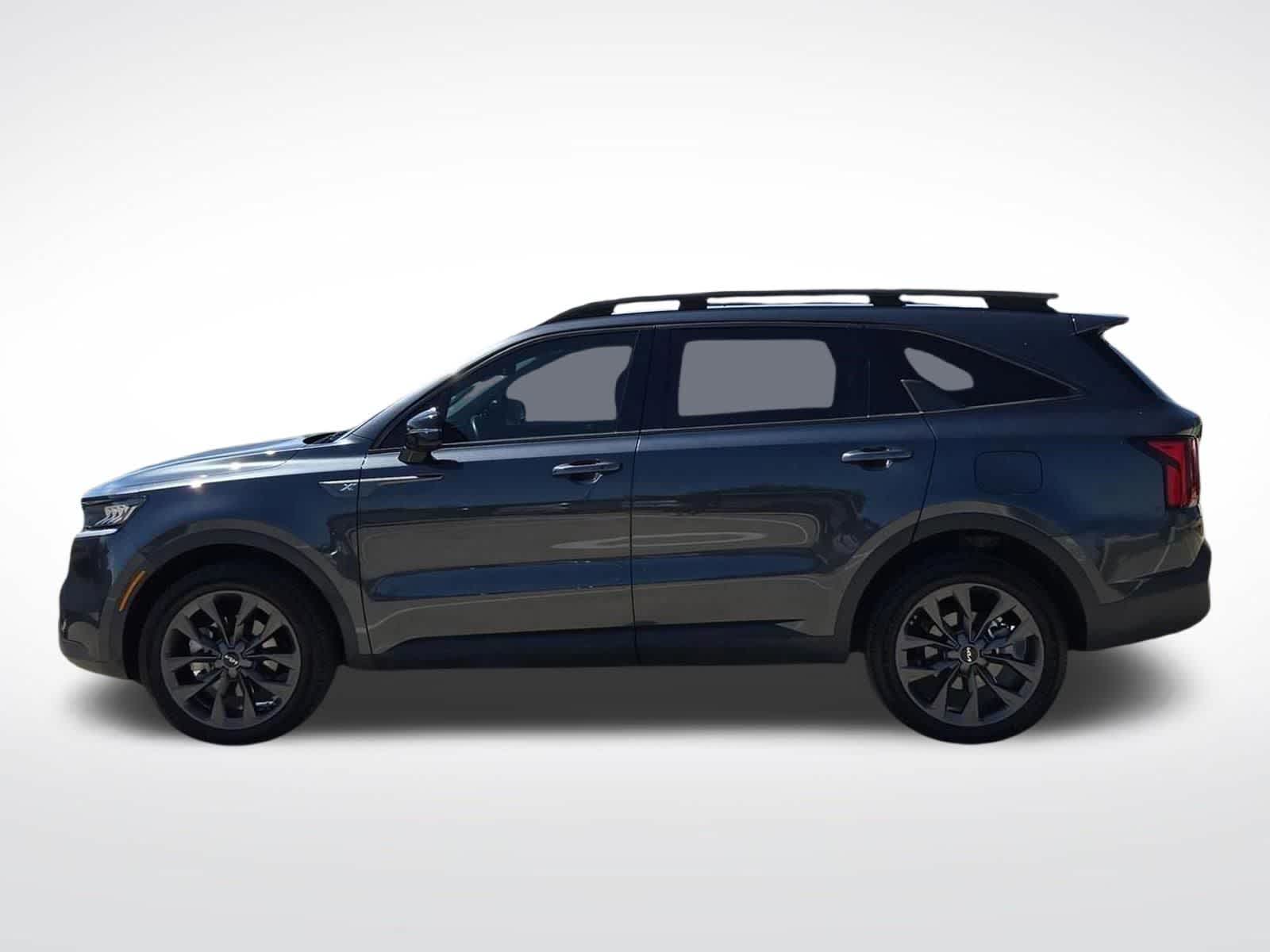 Thumbnail: 2023 Kia Sorento - 4