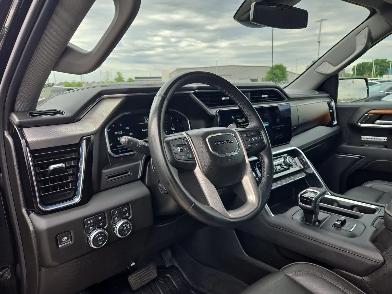 Thumbnail: 2023 GMC Sierra 1500 - 2