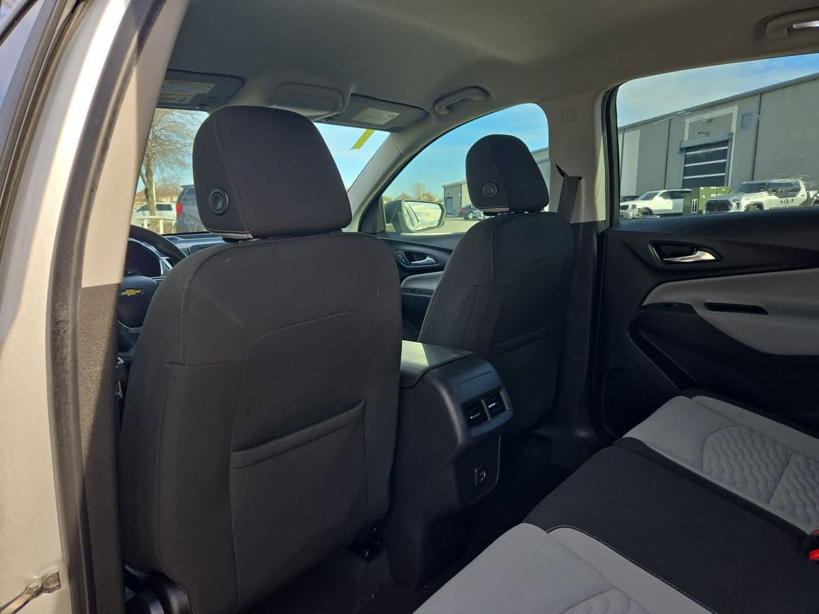 Thumbnail: 2020 Chevrolet Equinox - 18