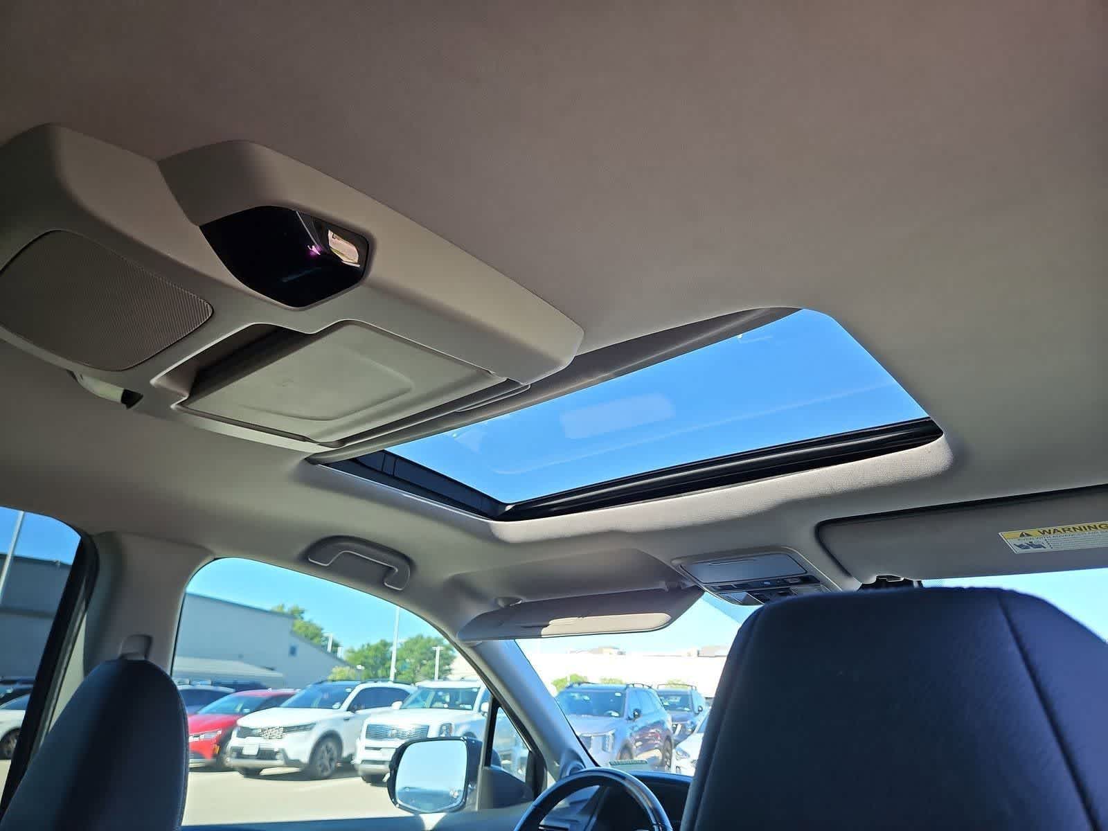 Thumbnail: 2020 Honda Pilot - 21