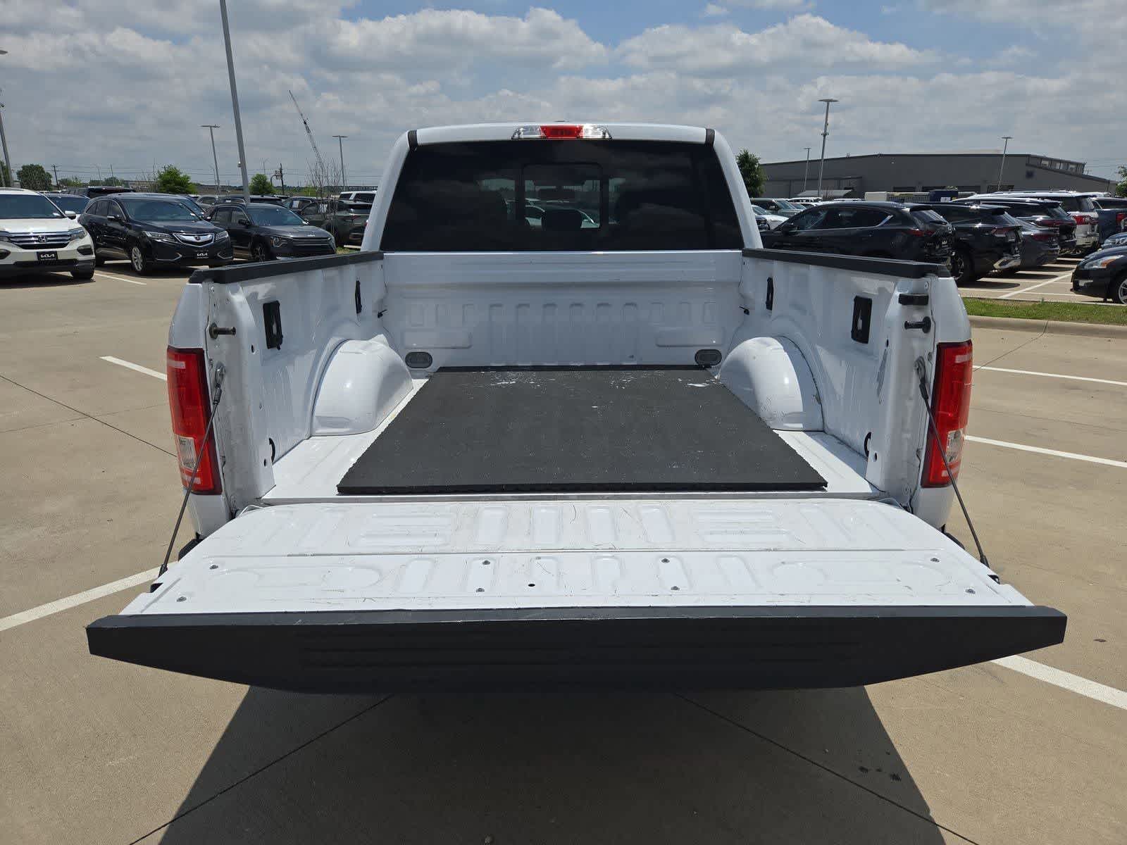 Thumbnail: 2017 Ford F-150 - 31