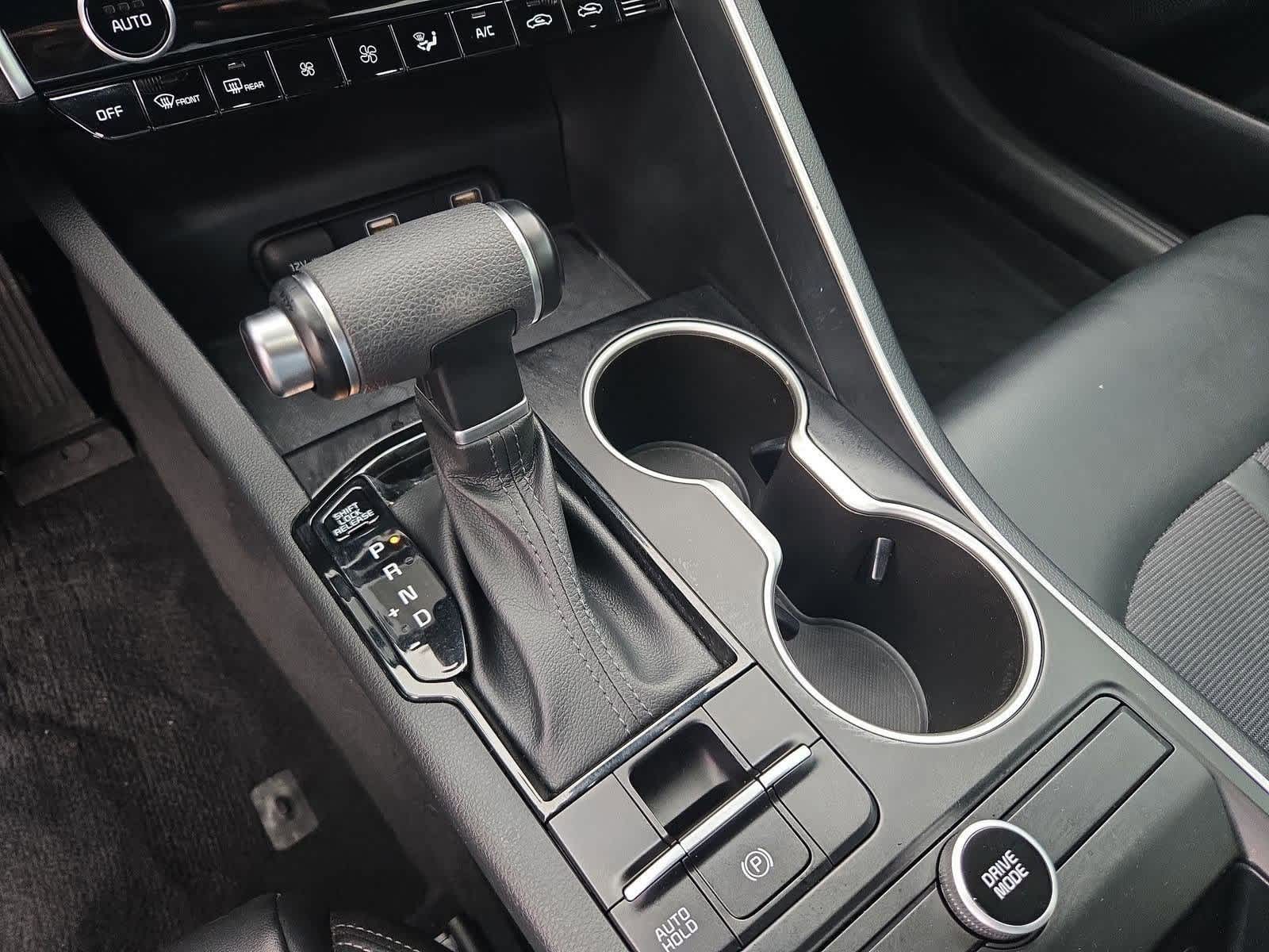 Thumbnail: 2022 Kia K5 - 32