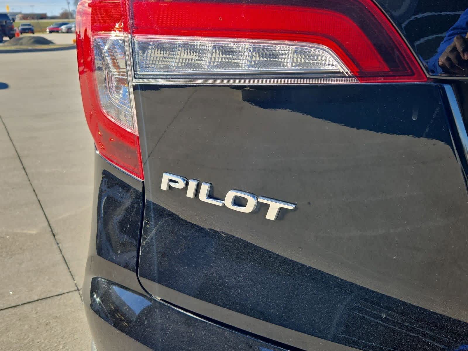 Thumbnail: 2022 Honda Pilot - 11