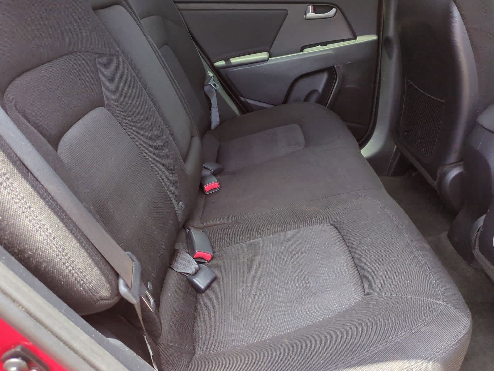 Thumbnail: 2012 Kia Sportage - 18