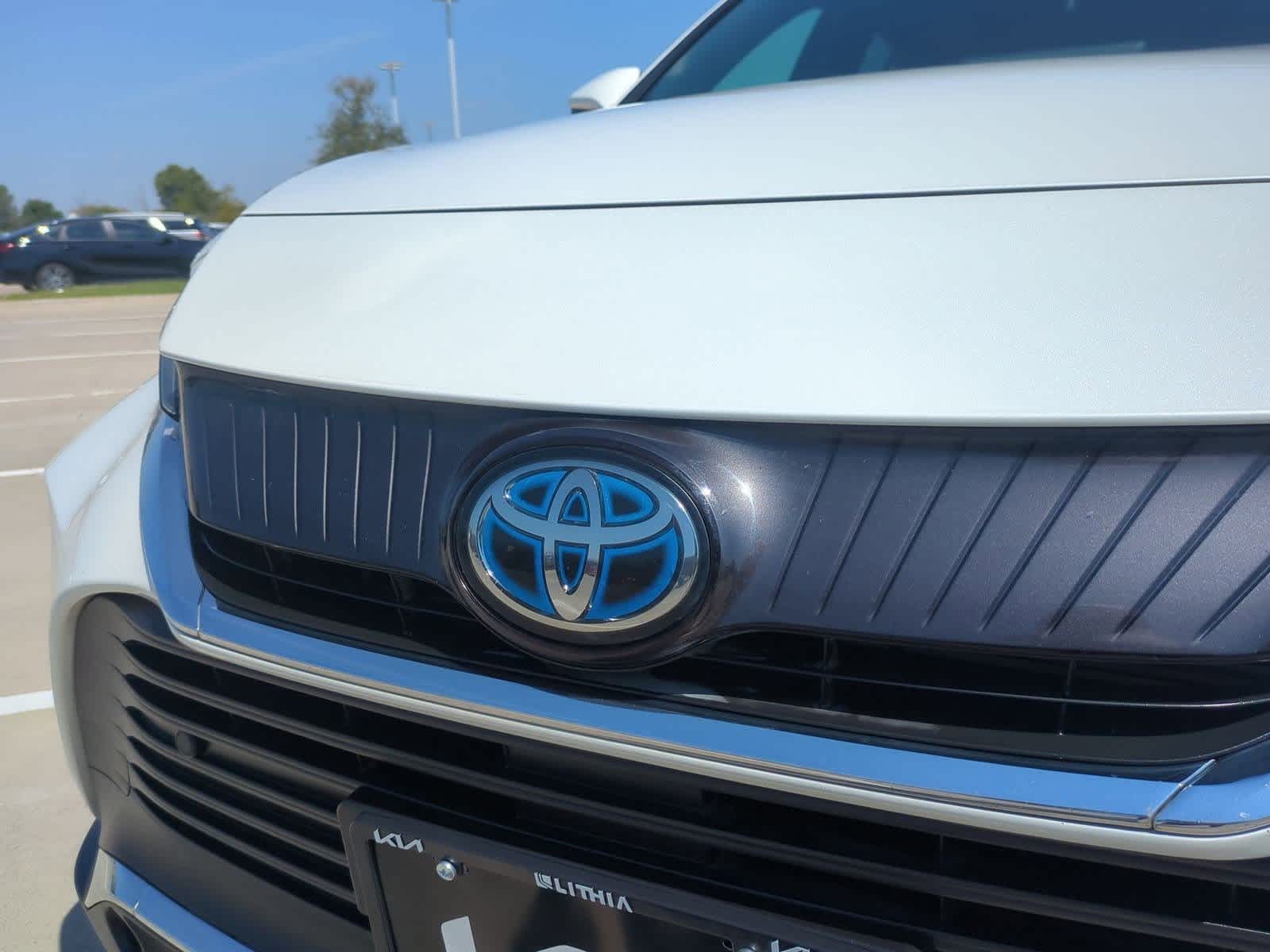 Thumbnail: 2021 Toyota Venza - 10